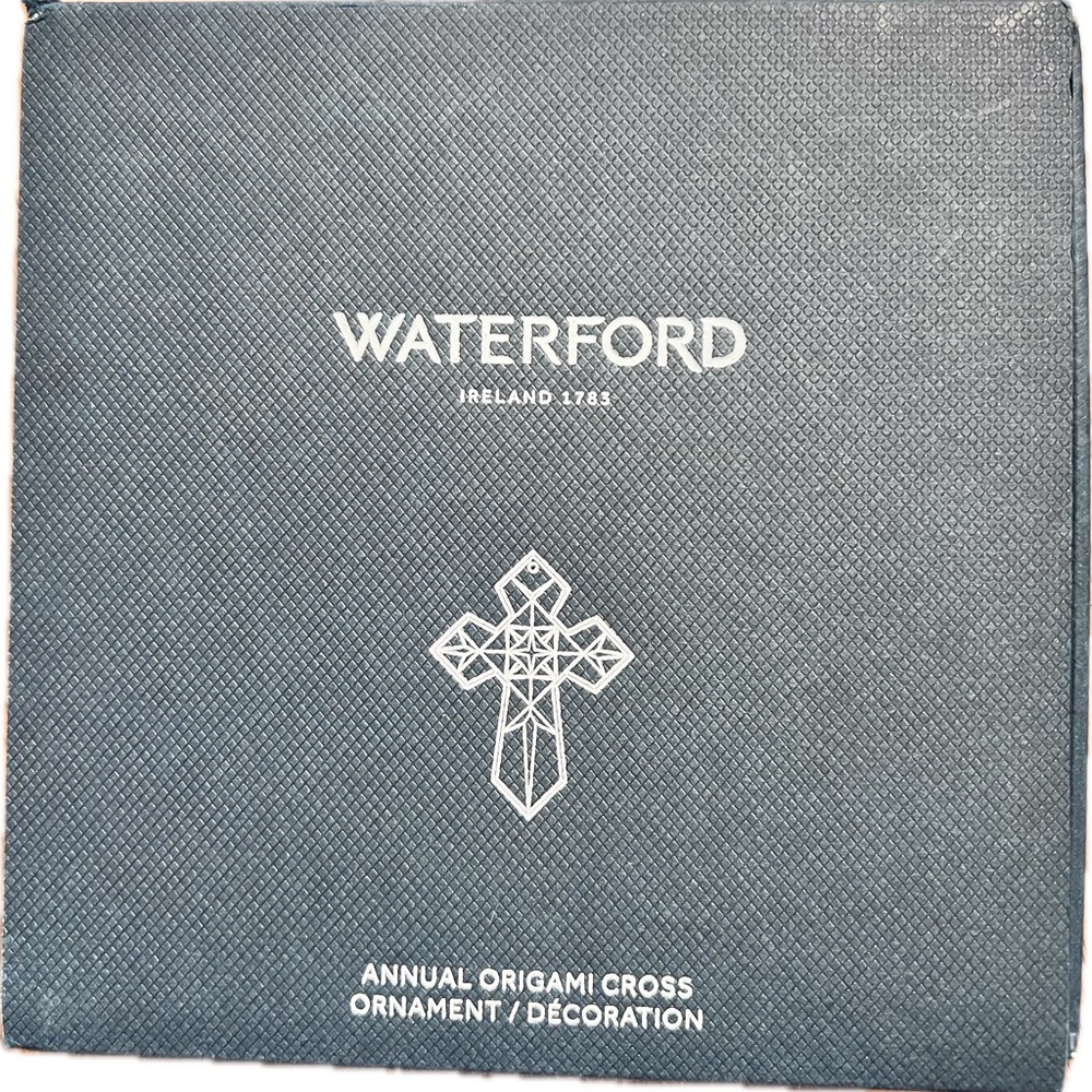 ✨ Waterford Crystal 2024 Annual Origami Cross Ornament, NEW IN BOX ✨